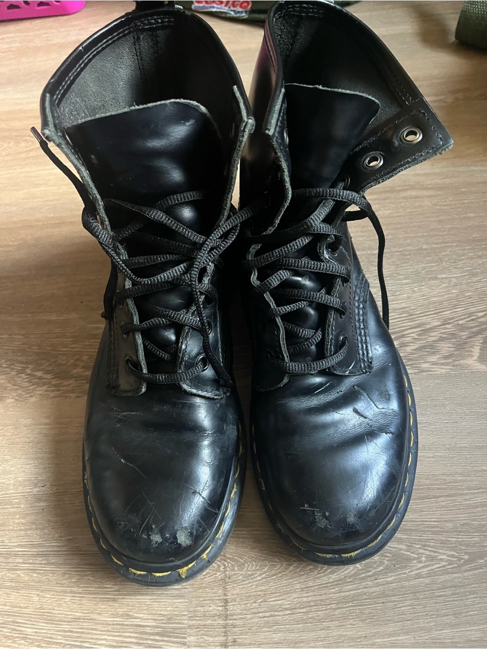 Dr. Martens Leather Lace-Up Boots women’s size 39 US